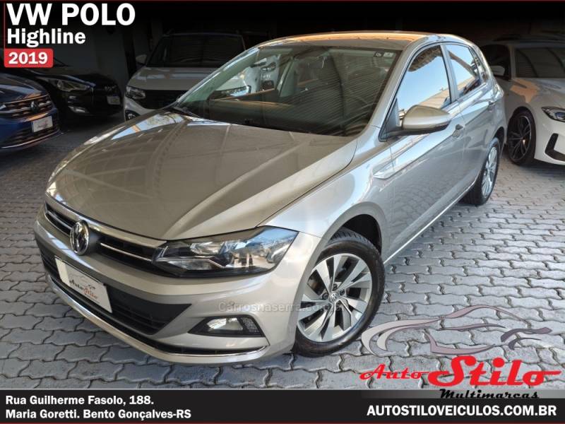 VOLKSWAGEN - POLO - 2018/2019 - Bege - R$ 84.900,00