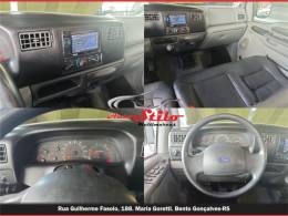FORD - F-250 - 2005/2005 - Prata - R$ 175.000,00