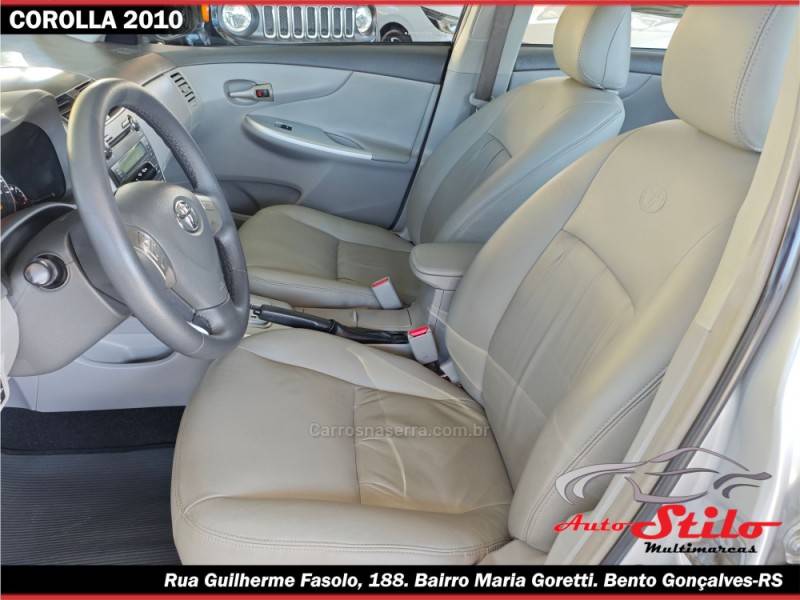 TOYOTA - COROLLA - 2009/2010 - Prata - R$ 59.900,00