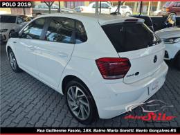 VOLKSWAGEN - POLO - 2018/2019 - Branca - R$ 79.900,00