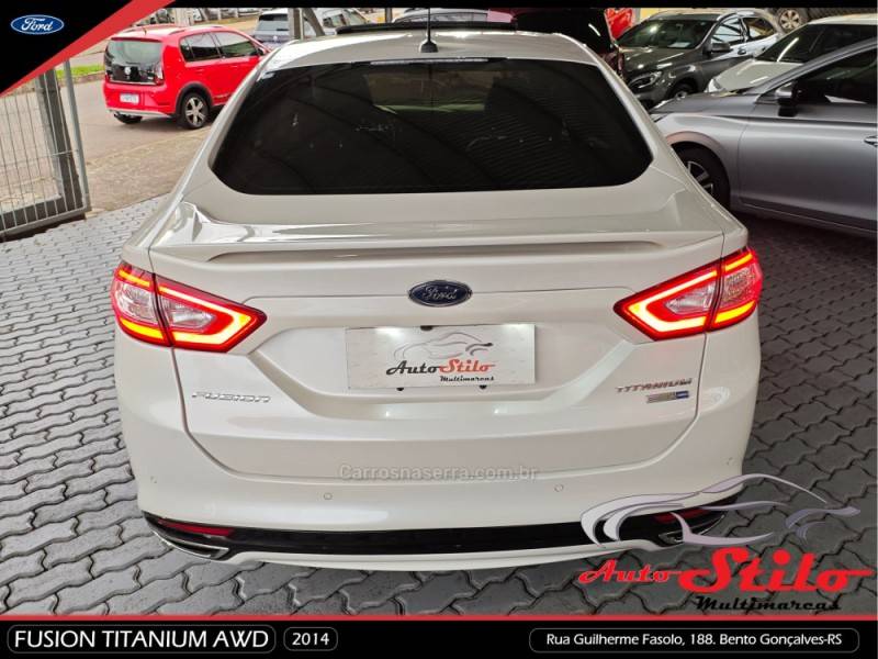 FORD - FUSION - 2014/2014 - Branca - R$ 82.900,00