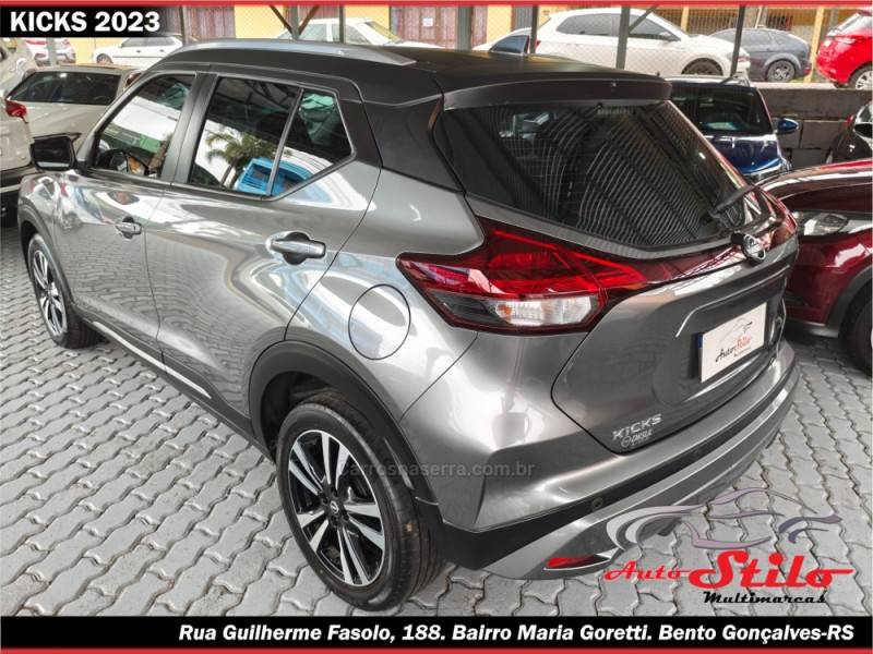 NISSAN - KICKS - 2023/2023 - Cinza - R$ 104.900,00