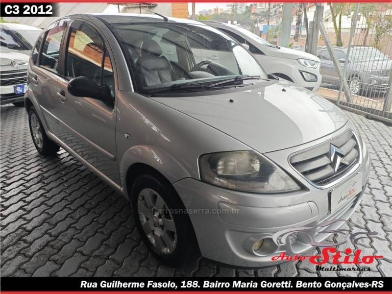 CITROËN - C3 - 2011/2012 - Prata - R$ 33.900,00