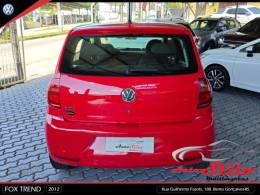 VOLKSWAGEN - FOX - 2011/2012 - Vermelha - R$ 33.900,00