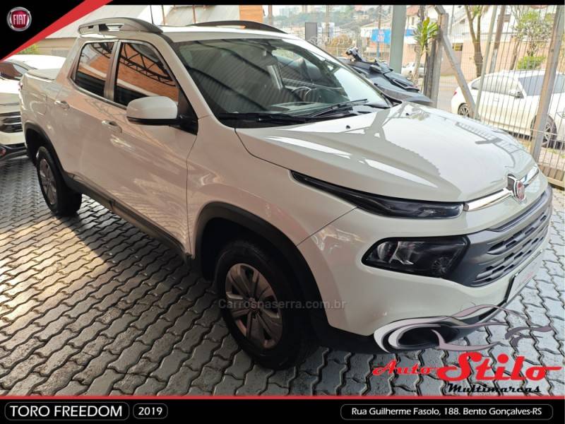 FIAT - TORO - 2018/2019 - Branca - R$ 95.900,00