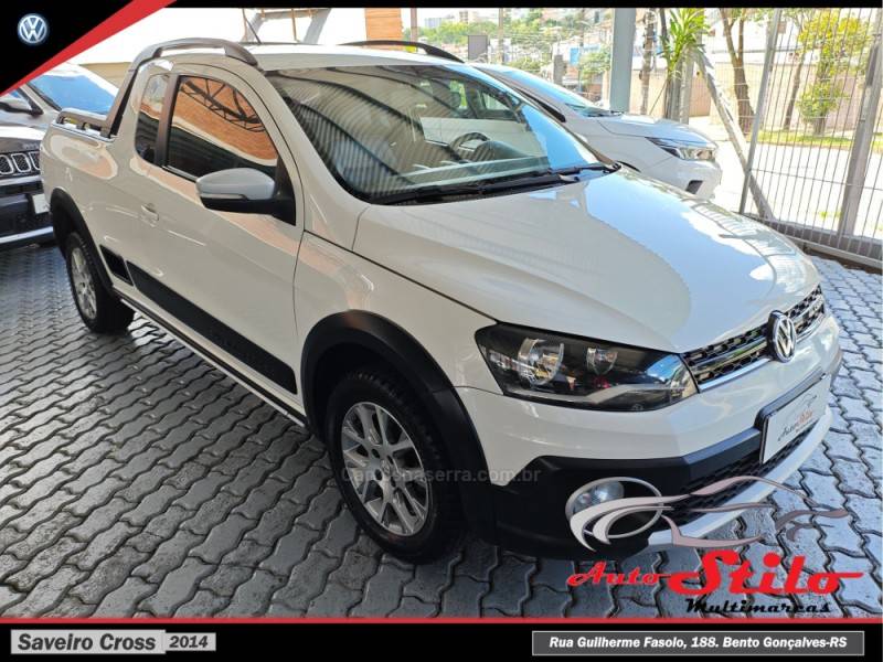 VOLKSWAGEN - SAVEIRO - 2013/2014 - Branca - R$ 64.900,00