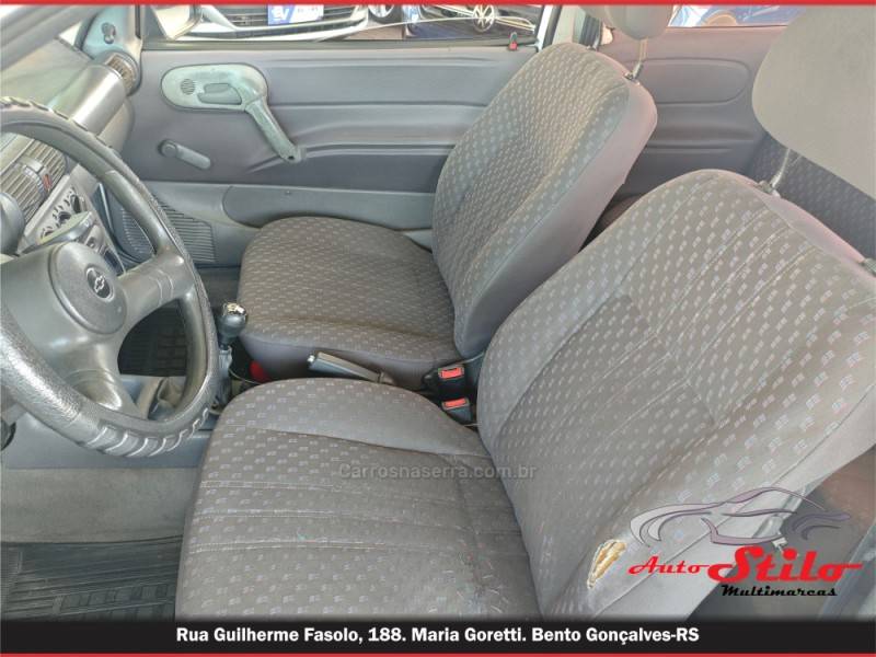 CHEVROLET - CORSA - 1998/1998 - Branca - R$ 12.900,00