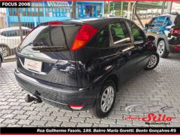 FORD - FOCUS - 2008/2008 - Preta - R$ 25.900,00