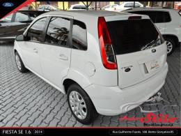 FORD - FIESTA - 2013/2014 - Branca - R$ 38.900,00