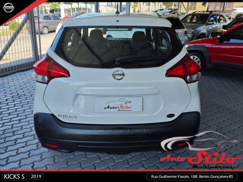 NISSAN - KICKS - 2019/2019 - Branca - R$ 84.900,00