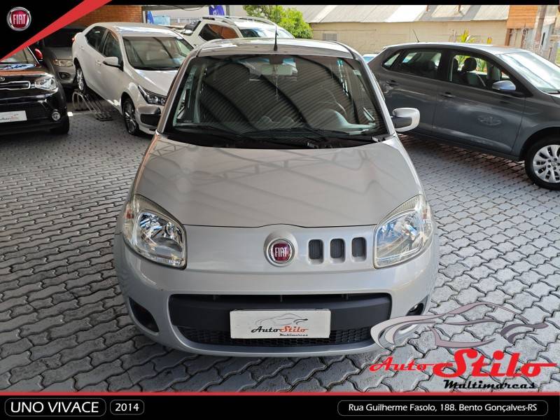 FIAT - UNO - 2014/2014 - Prata - R$ 34.900,00