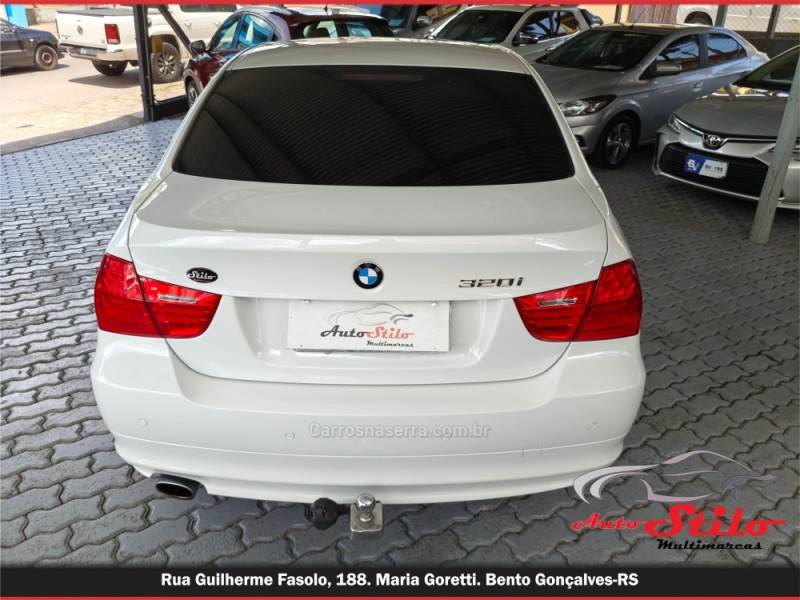 BMW - 320I - 2011/2011 - Branca - R$ 69.900,00