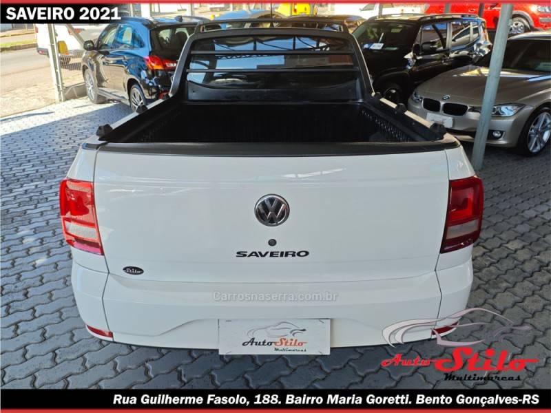 VOLKSWAGEN - SAVEIRO - 2020/2021 - Branca - R$ 69.900,00