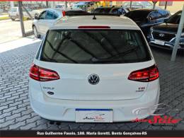 VOLKSWAGEN - GOLF - 2016/2016 - Branca - R$ 97.900,00