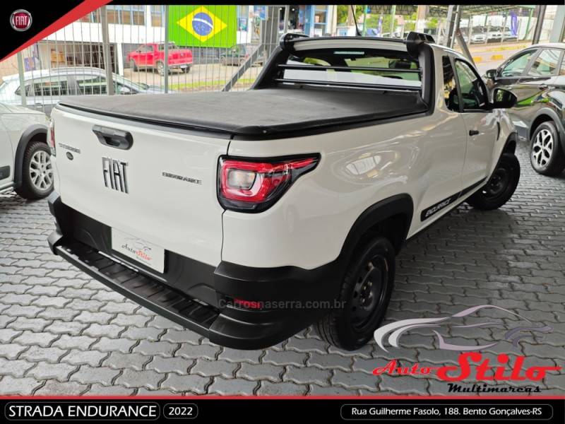 FIAT - STRADA - 2021/2022 - Branca - R$ 74.900,00