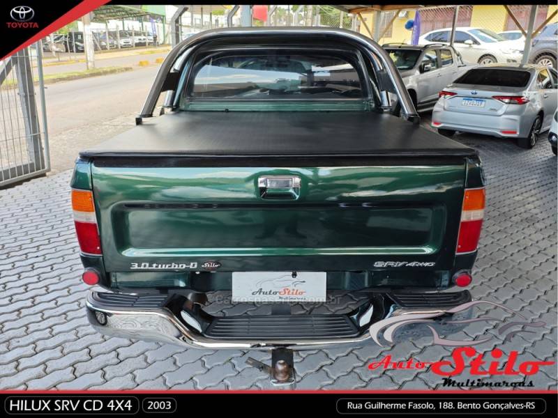 TOYOTA - HILUX - 2002/2003 - Verde - R$ 75.900,00